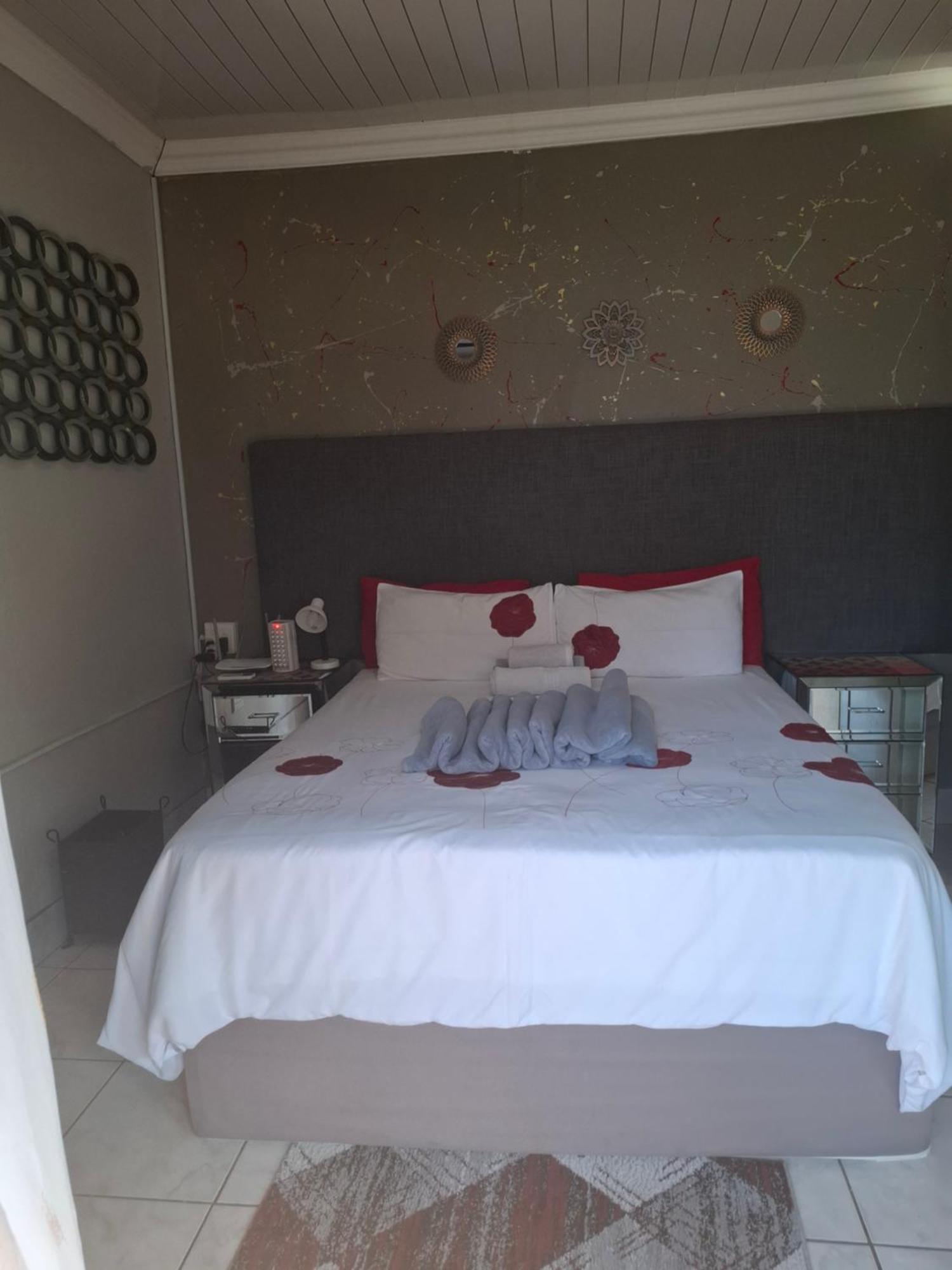 Vicky B Bed And Breakfast Mogwase Dış mekan fotoğraf